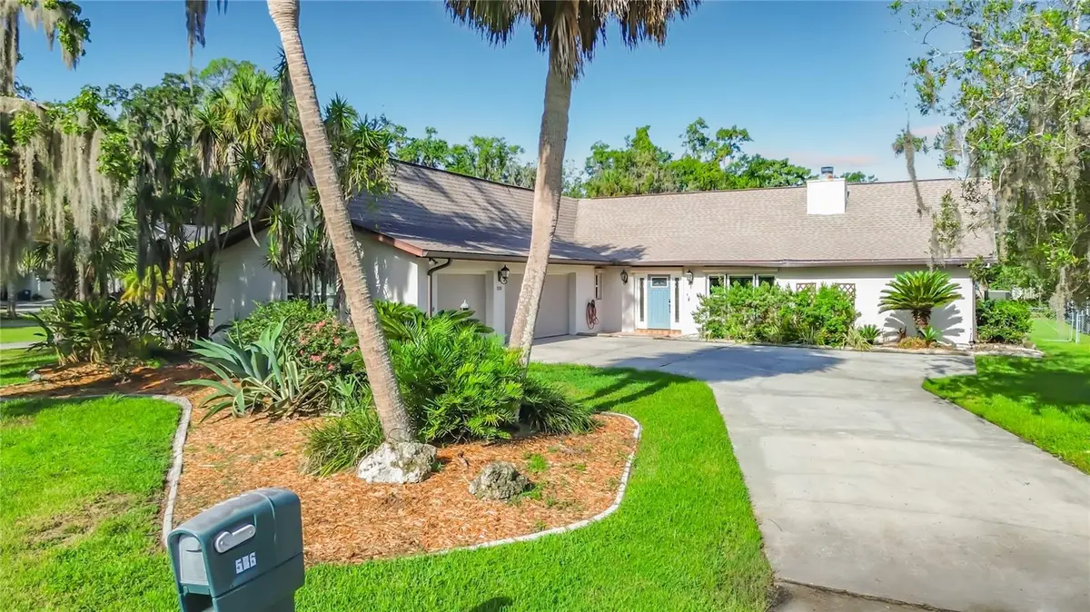 536 NW 9th Avenue, Crystal River, FL 34428 - #1