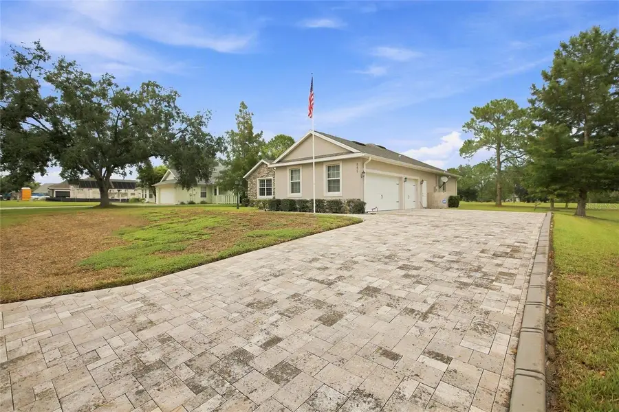 555 Dowling Circle, Lady Lake, FL 32159 - #2
