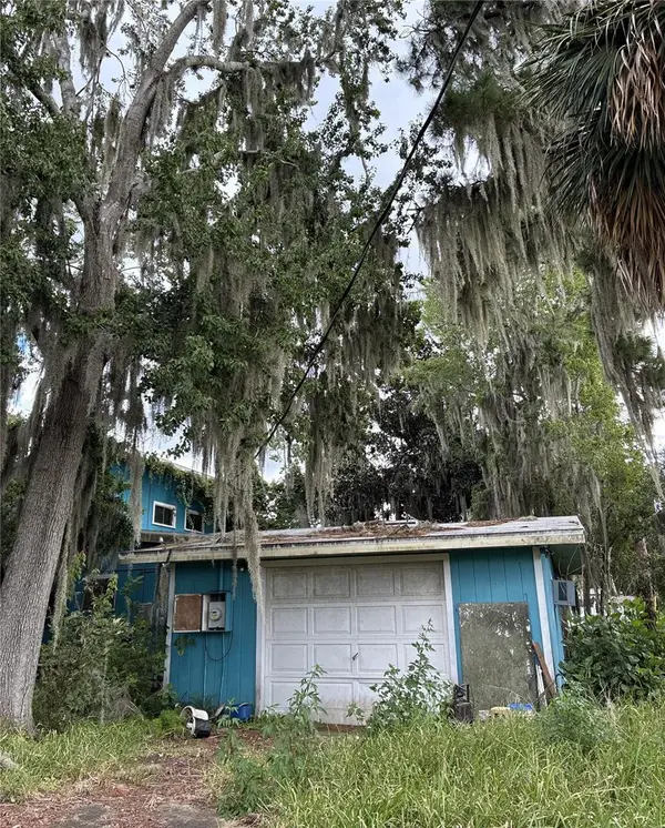 22615 NE 108th Avenue Road, FORT MC COY, FL 32134