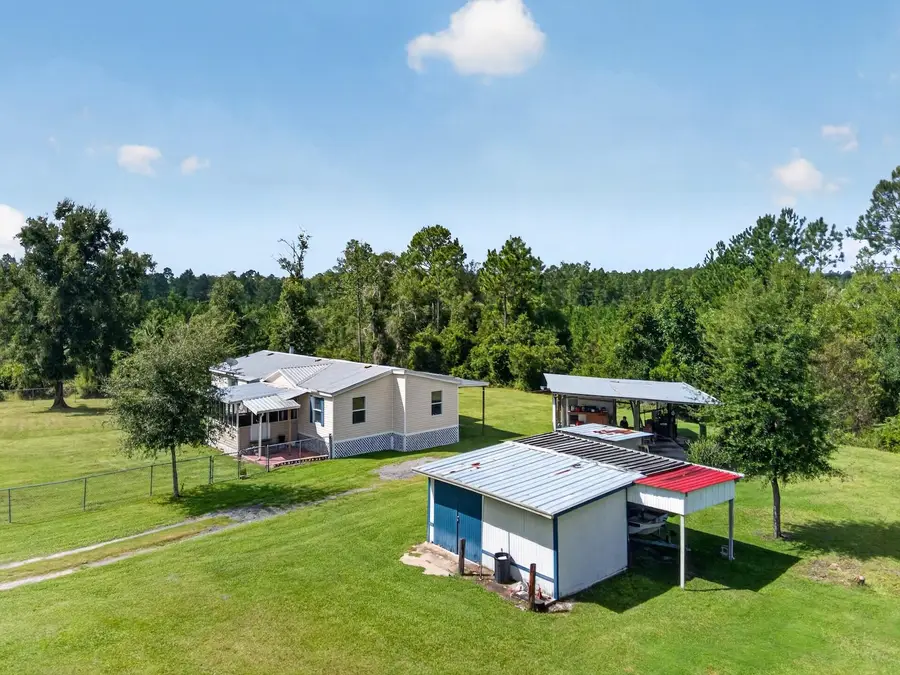 18748 NE 148th Terrace Road, Fort McCoy Anthony, FL 32134 - #2