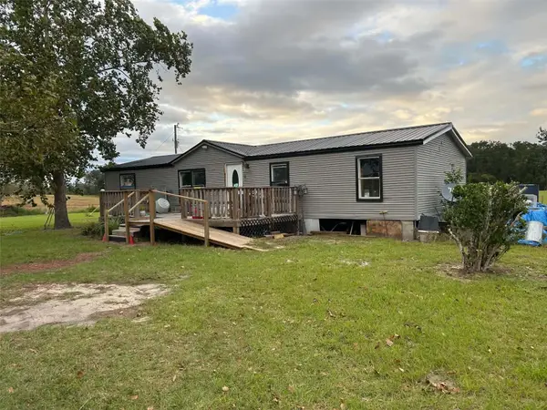 9851 NE 60 Street, BRONSON, FL 32621