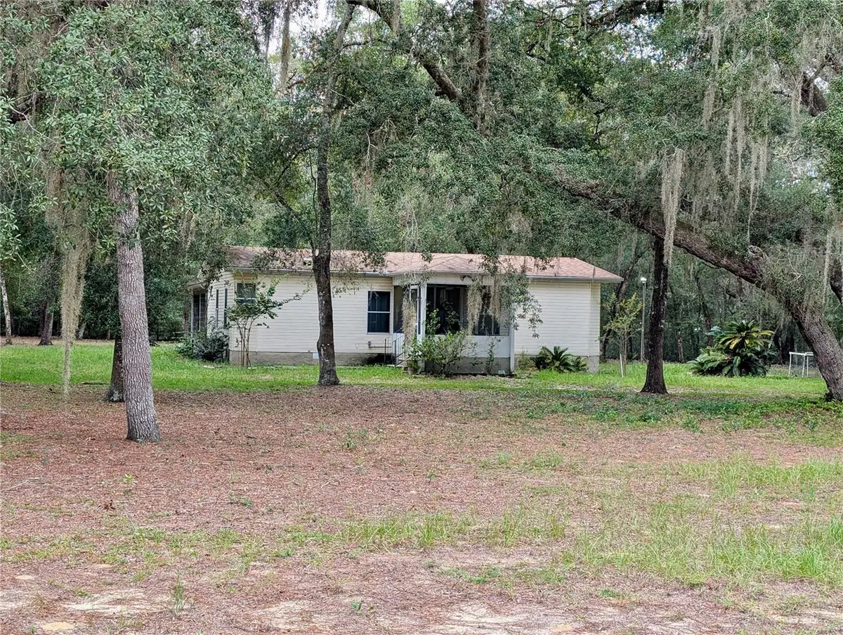 12180 NE 238th Terrace, Salt Springs, FL 32134 - #1