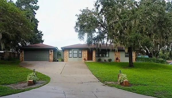 12082 SE 61st Court, BELLEVIEW, FL 34420