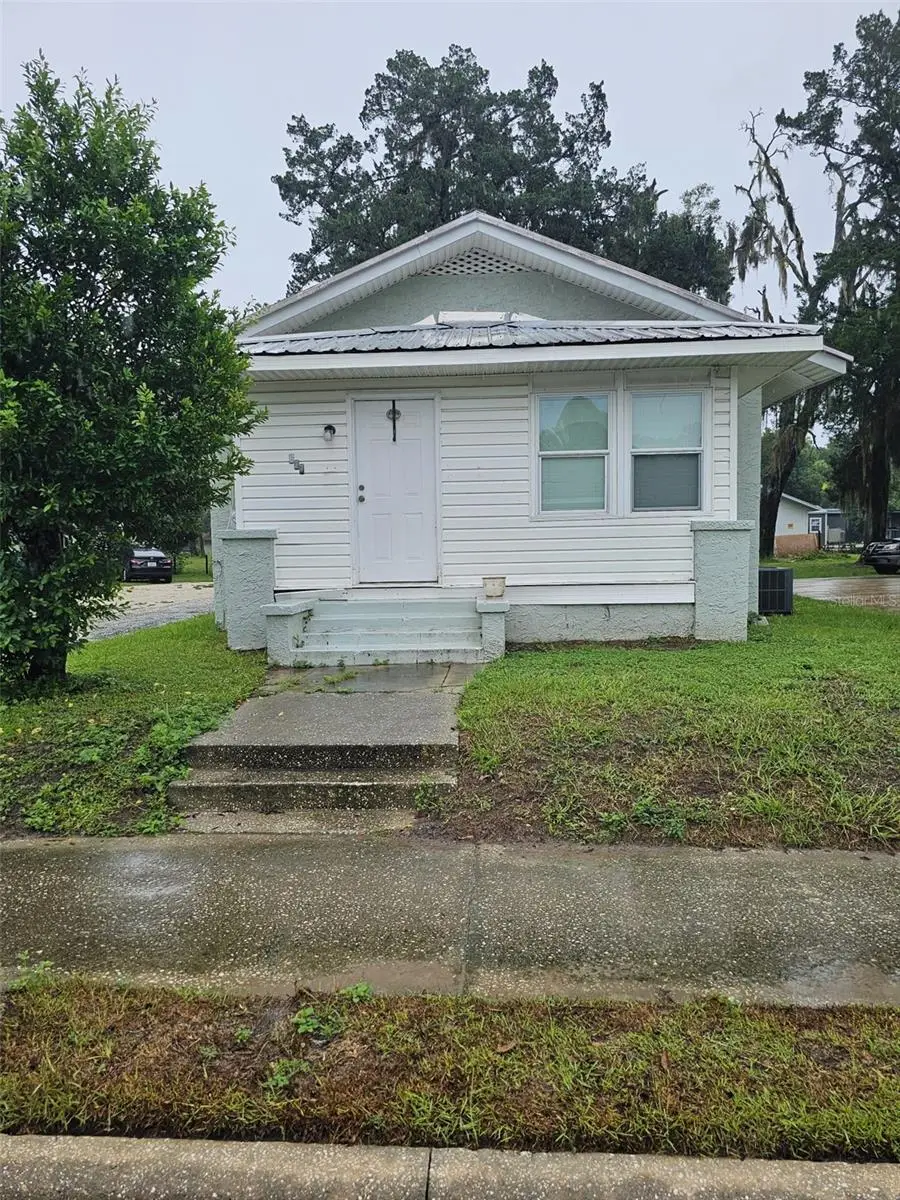 627 NE 8th Avenue, Ocala, FL 34470 - #1