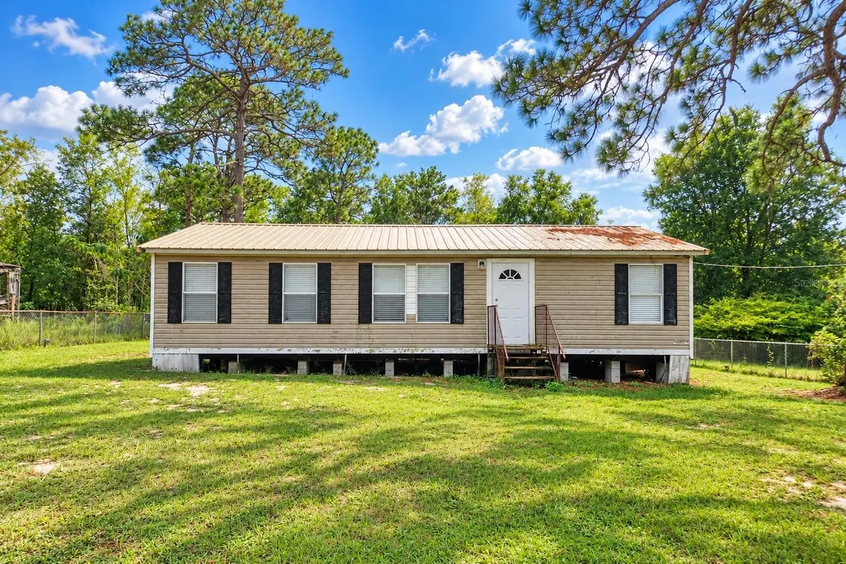 119 Caracas Street, Interlachen, FL 32148 - #1