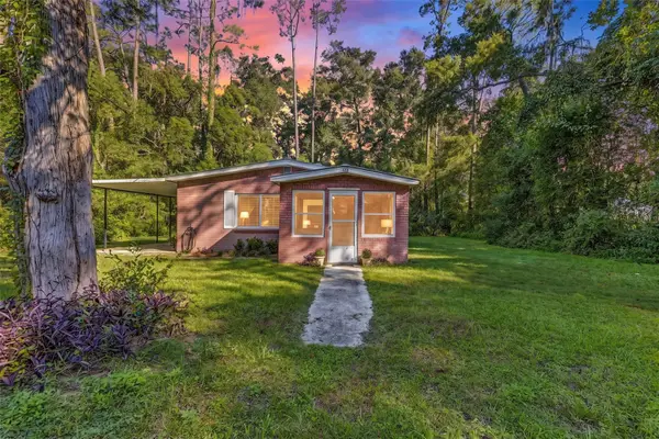 424 SE 1st Place, WILLISTON, FL 32696