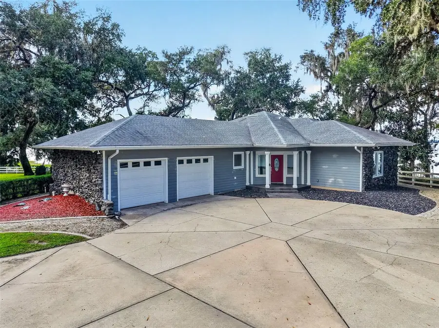 15050 SE 140th Avenue Road, Weirsdale, FL 32195 - #2