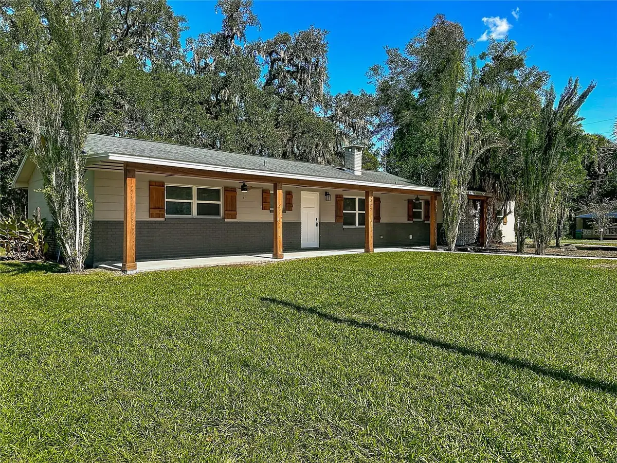327 NE 6th Avenue, Trenton, FL 32693 - #1