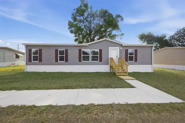 1560 NE 162nd Street, CITRA, FL 32113