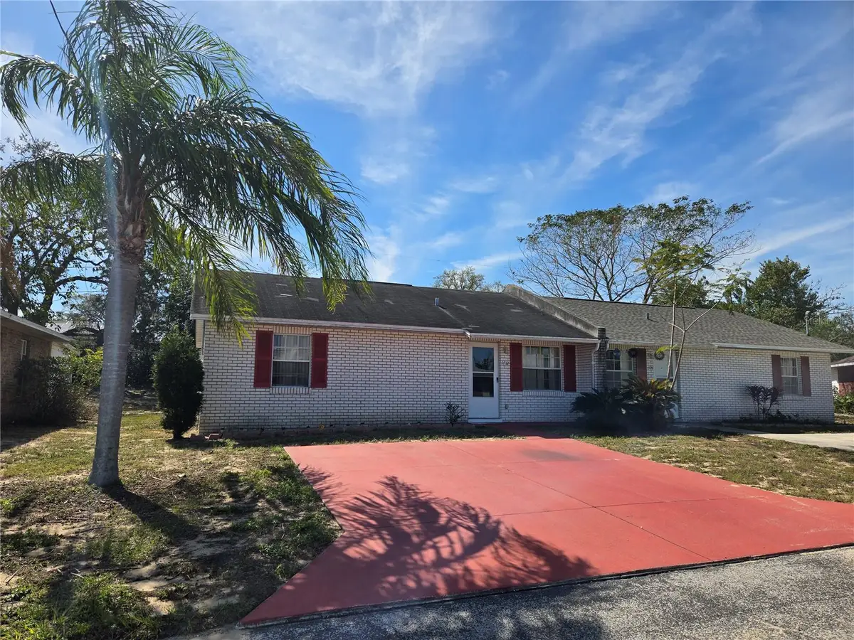 1432 Thousand Roses Drive S, Lake Wales, FL 33853 - Image #1