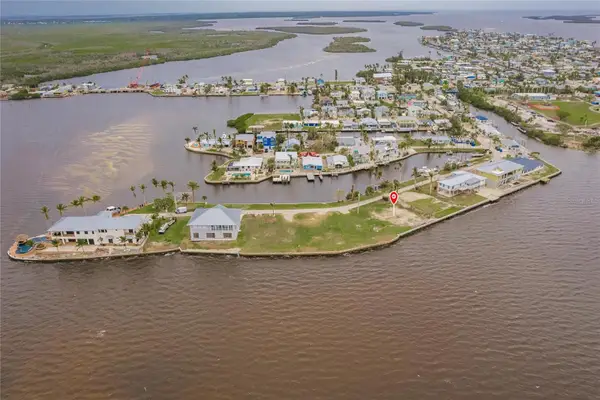 11114 Matlacha Ave, MATLACHA, FL 33993