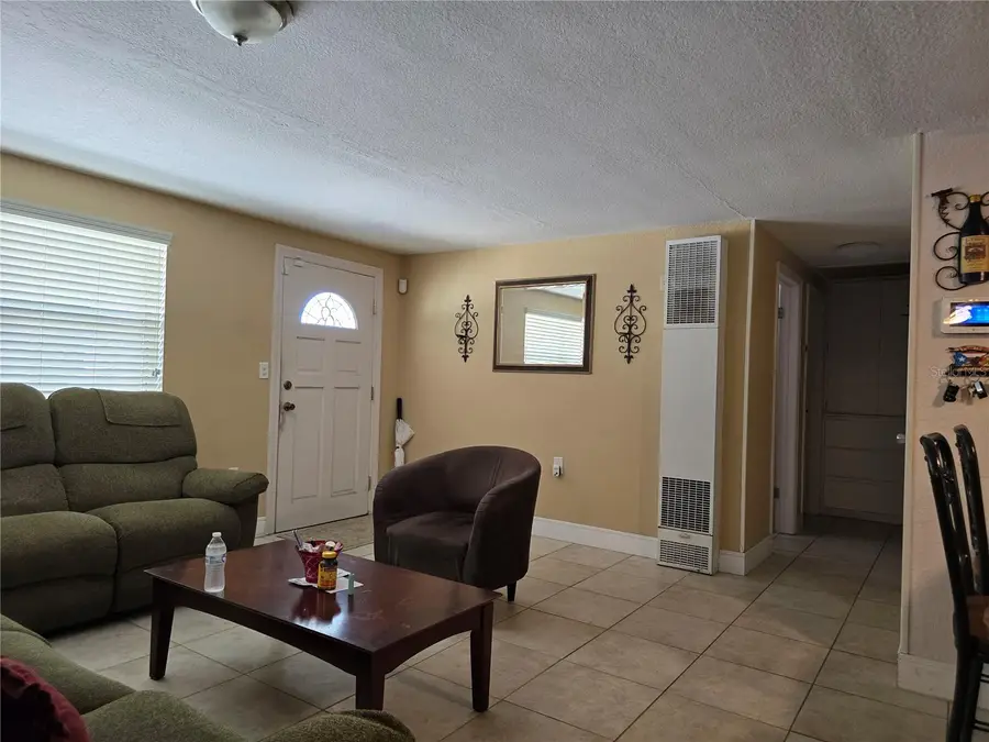 2031 Poe Street, Lakeland, FL 33801 - Image #3