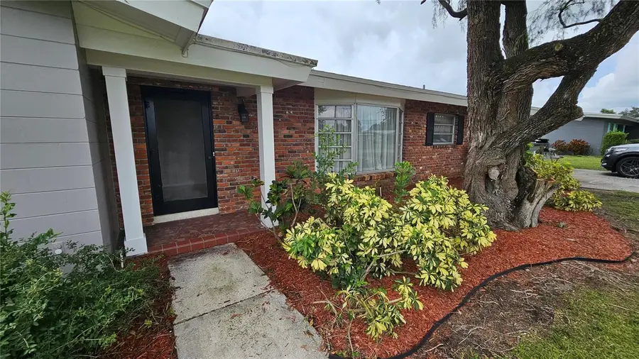 880 Oleander Drive Se, Winter Haven, FL 33880 - Image #3