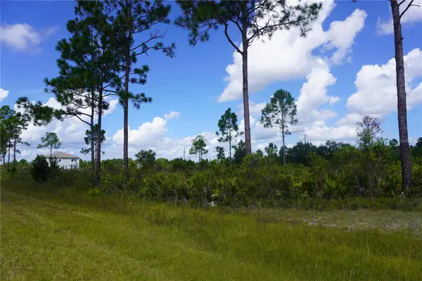 402 Japonica Avenue, INDIAN LAKE ESTATES, FL 33855