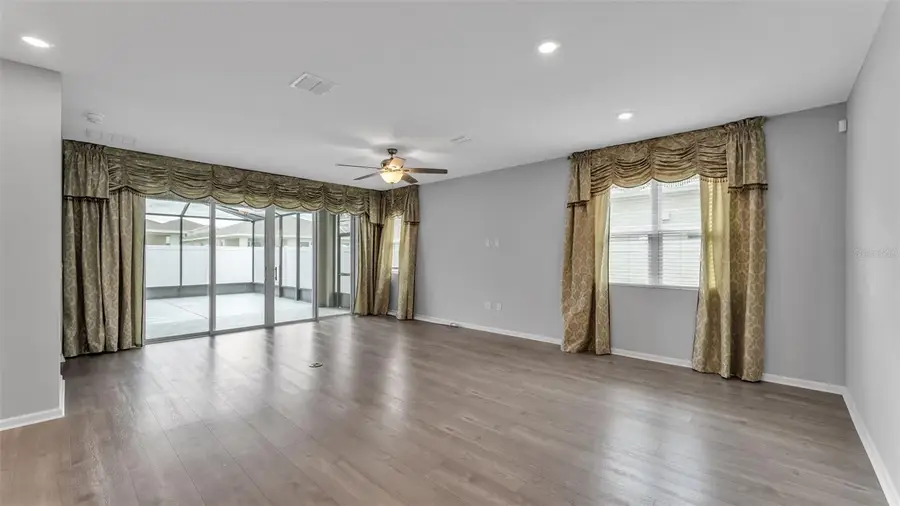 1160 Mattie Pointe Boulevard, Auburndale, FL 33823 - Image #3