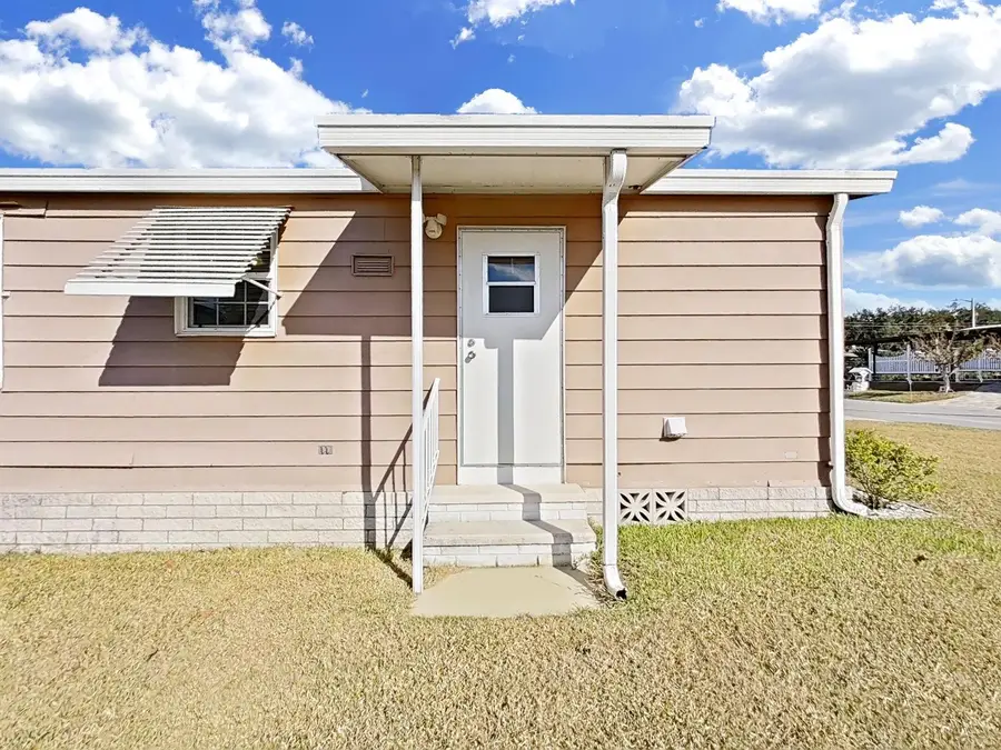 1758 Fox Hill Dr, Lakeland, FL 33810 - Image #2