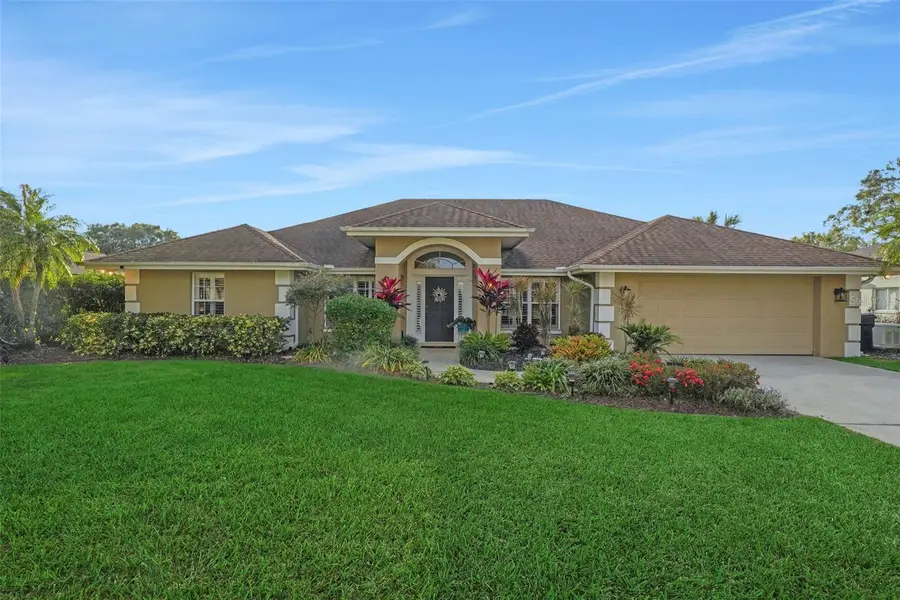 3155 Beauchamp Court, Winter Haven, FL 33884 - Image #2