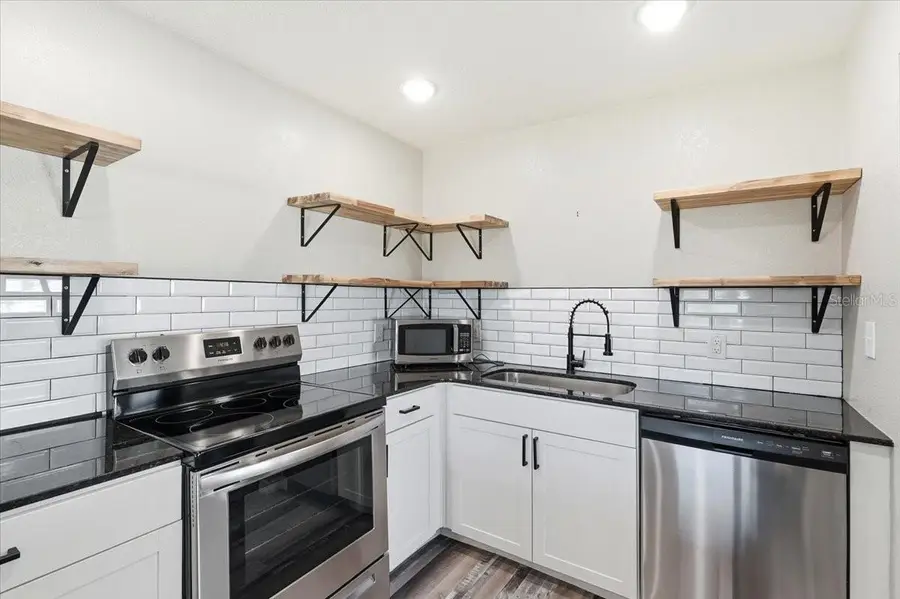 205 Andover Place N #119, Sun City Center, FL 33573 - #3