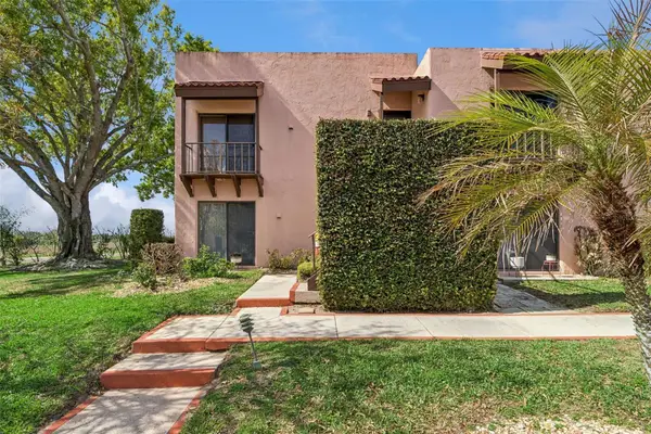 210 La Casa #210, LAKE WALES, FL 33898