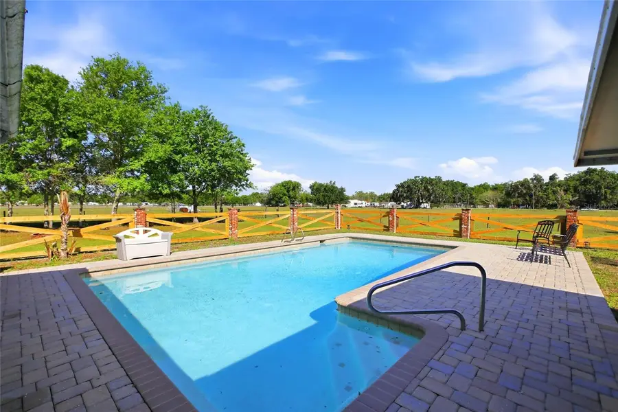 3903 Edison Avenue, Bowling Green, FL 33834 - #2