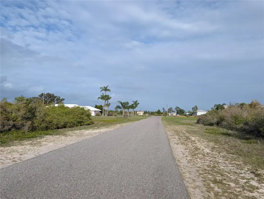 12 Poinciana Drive, Indian Lake Estates, FL 33855 - #3