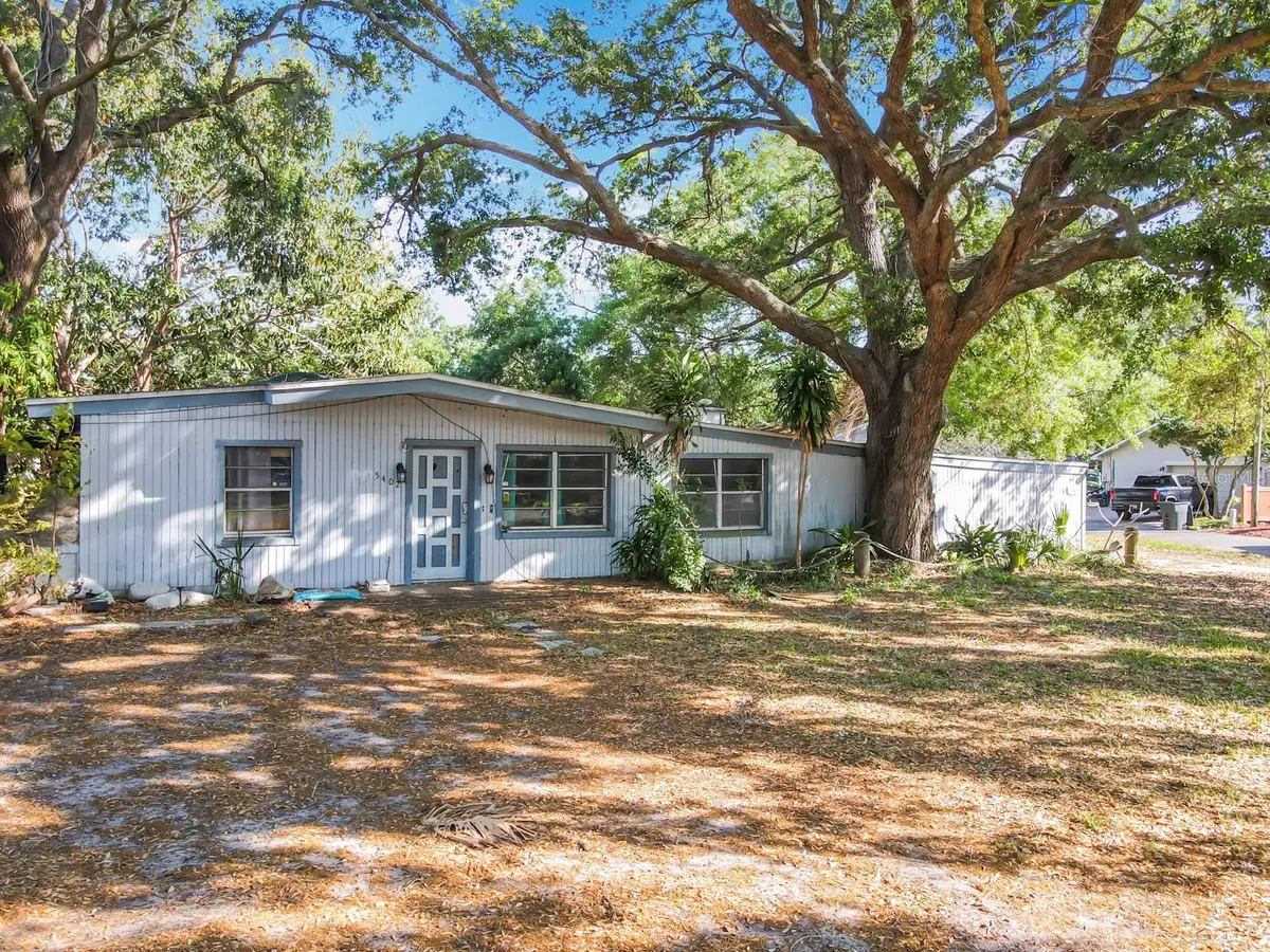 5402 Parkway Drive, Belle Isle, FL 32809 - #1