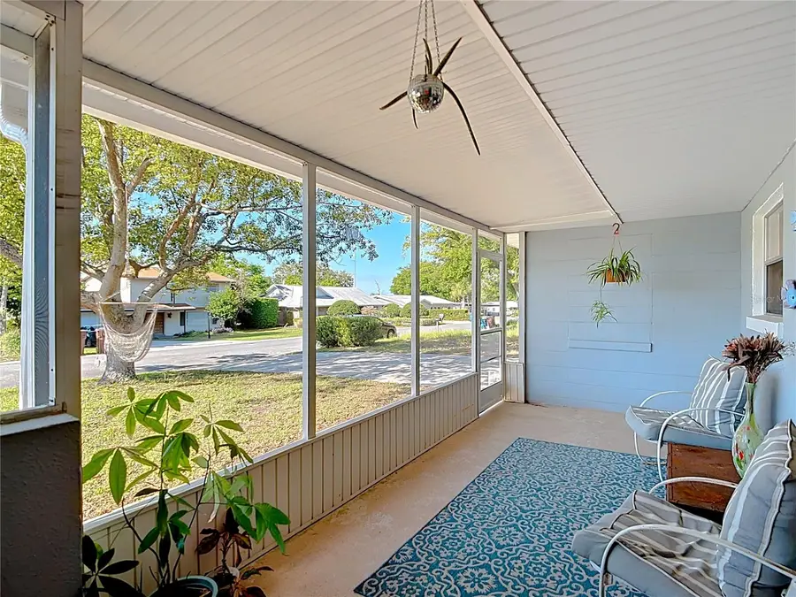 831 Hillside Ave, Lake Wales, FL 33853 - #3