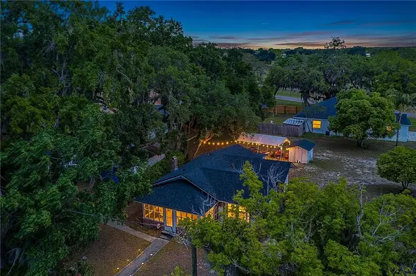 1104 Lake Avenue, HAINES CITY, FL 33844