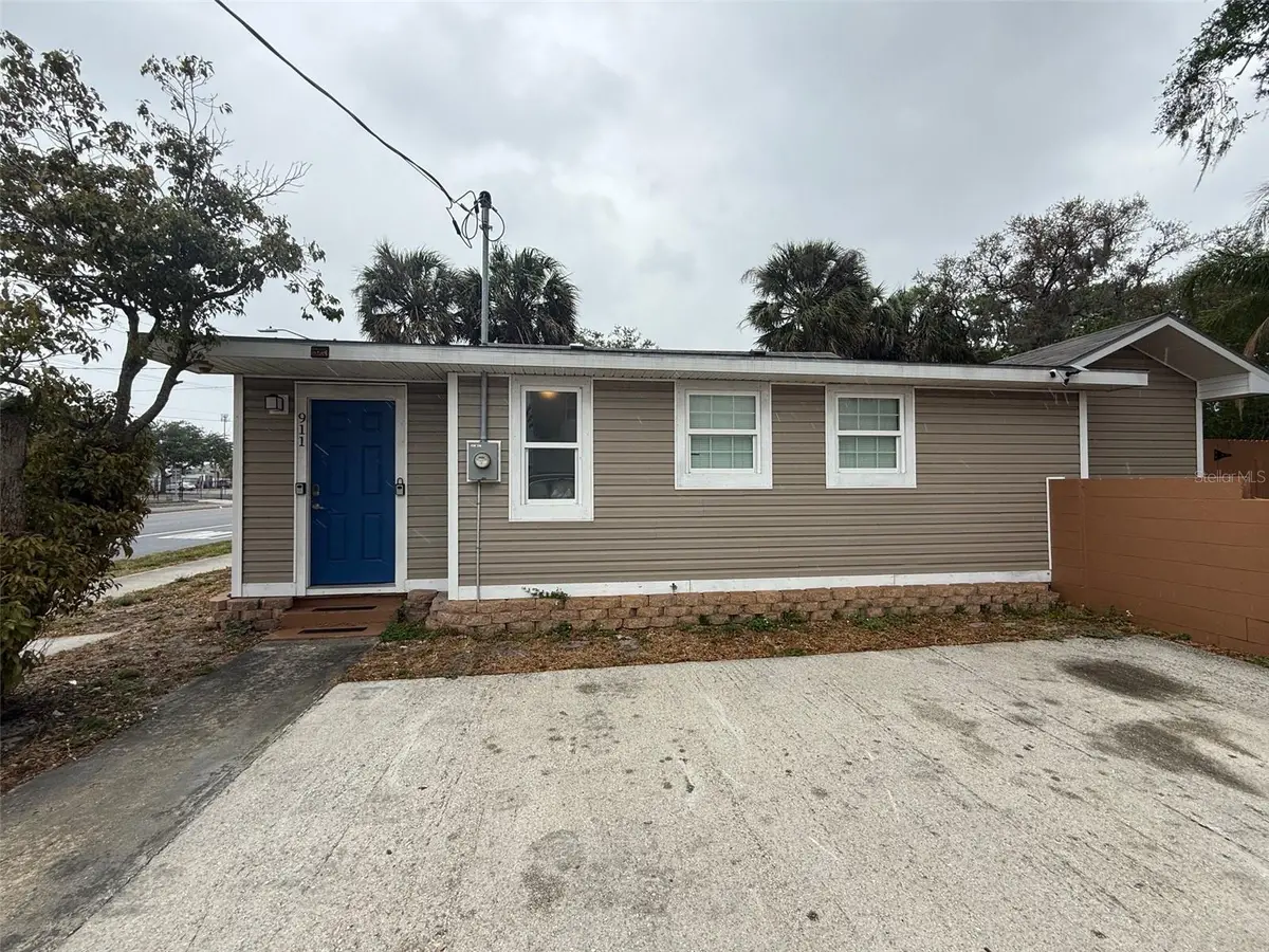 907 N Wabash Ave, Lakeland, FL 33815 - #1