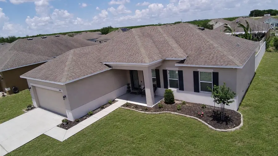 3300 Lynrock Avenue, Dundee, FL 33838 - #3