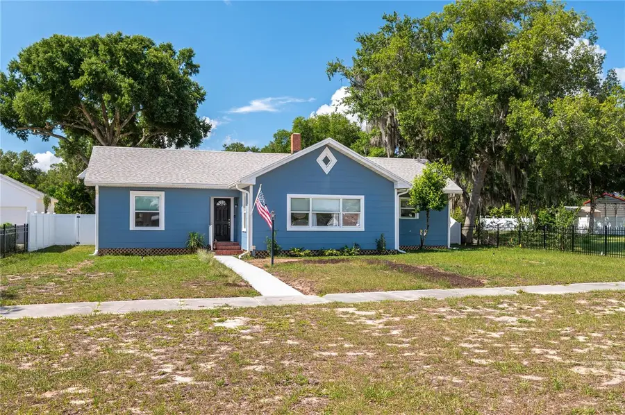 414 E Bullard Avenue, Lake Wales, FL 33853 - #2