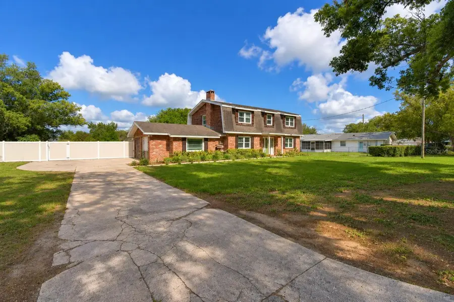 215 S Ilakee Avenue, Lake Alfred, FL 33850 - #2