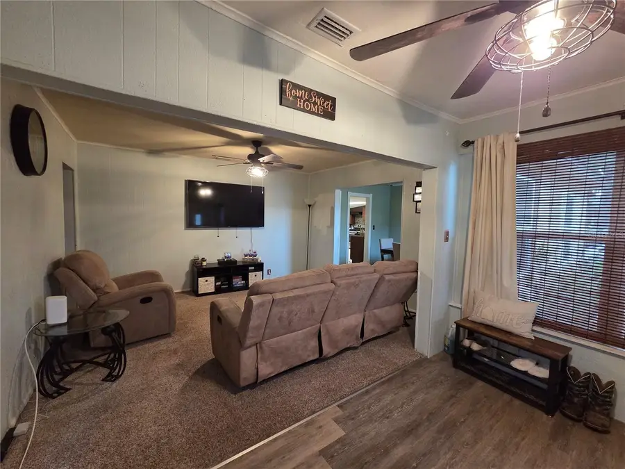 124 E F St, Frostproof, FL 33843 - #2