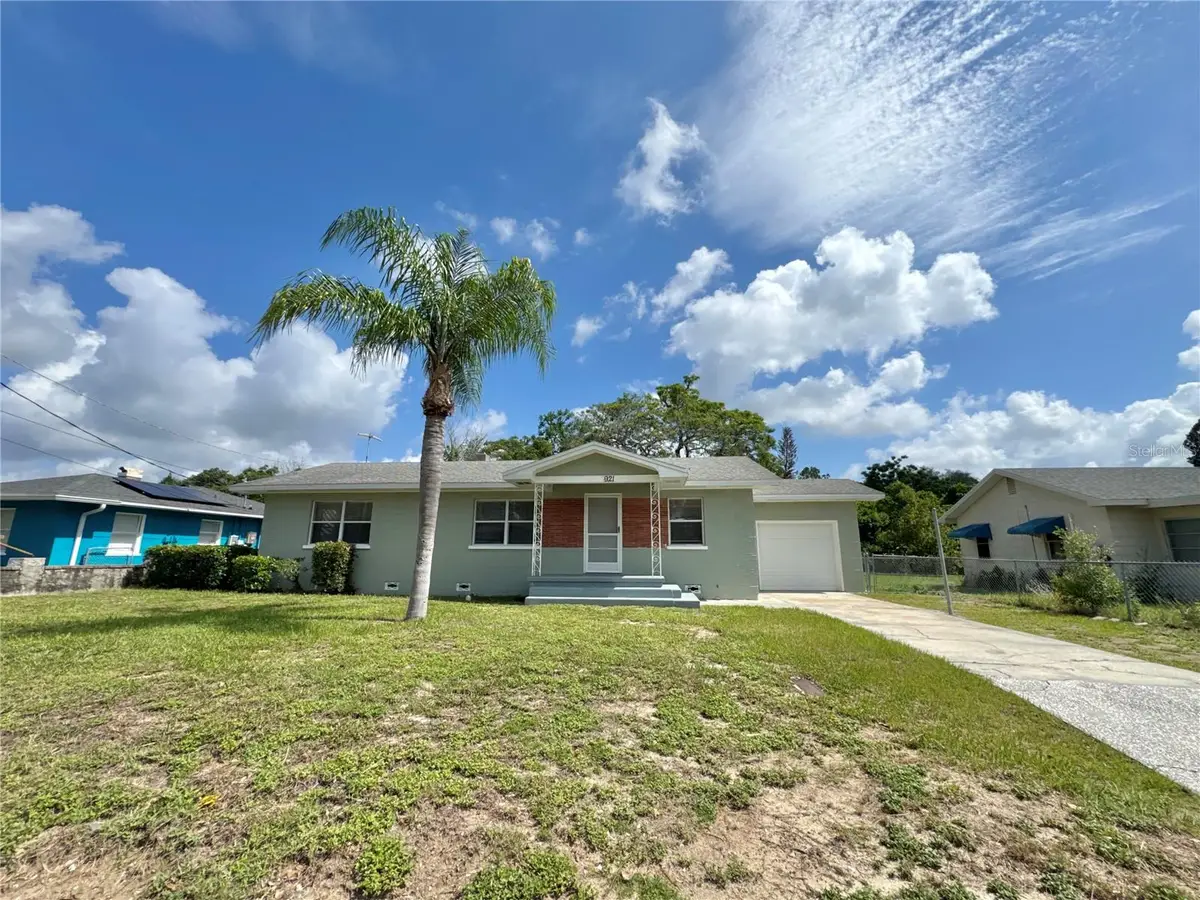 921 Avenue E Ne, Winter Haven, FL 33881 - #1