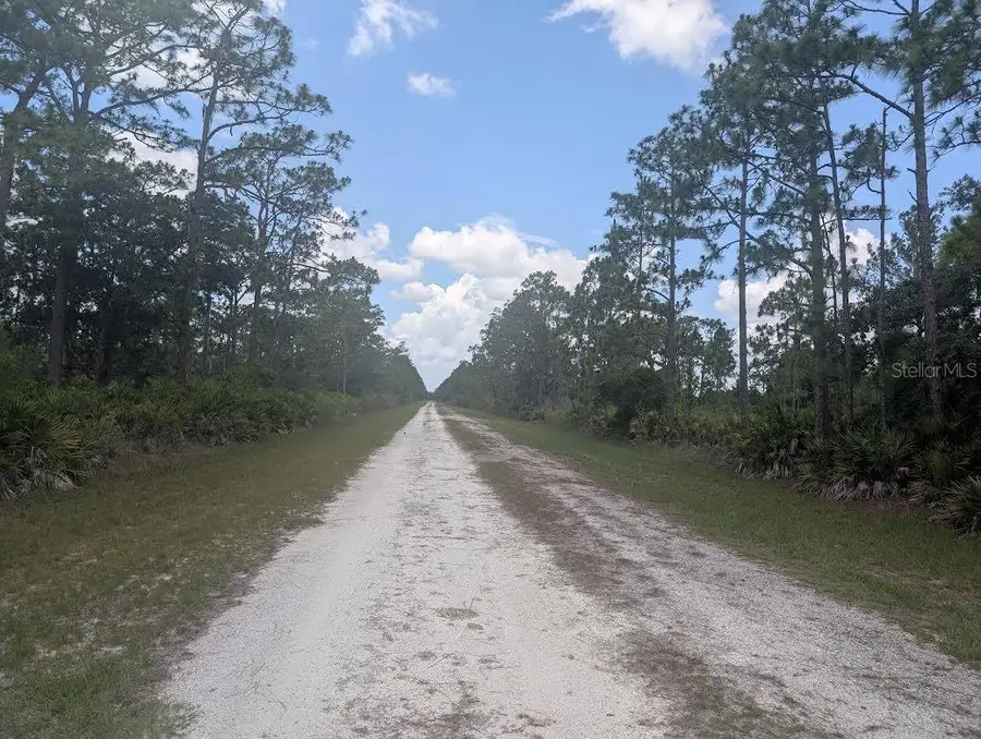 904 Laguna Drive, Indian Lake Estates, FL 33855 - #3