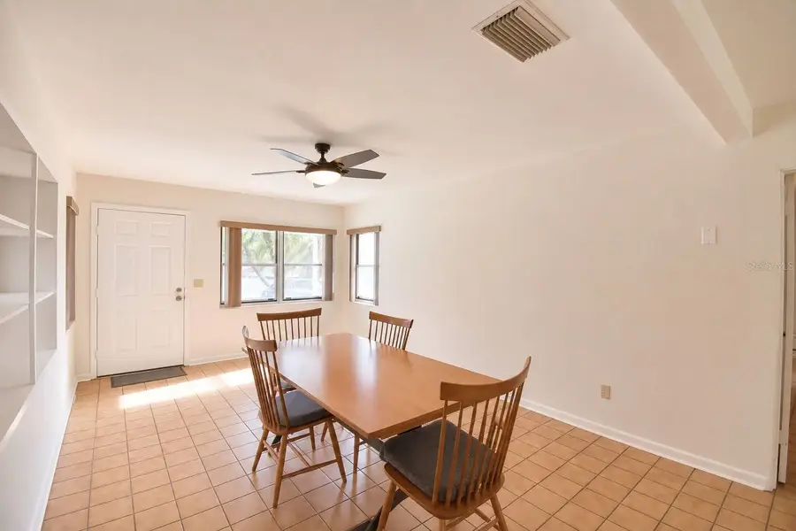 906 Avenue M Se, Winter Haven, FL 33880 - #3