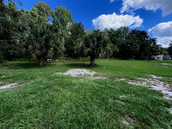 404 Grove Street, MELROSE, FL 32666