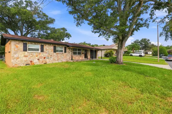 3203 Carleton Circle E, LAKELAND, FL 33803