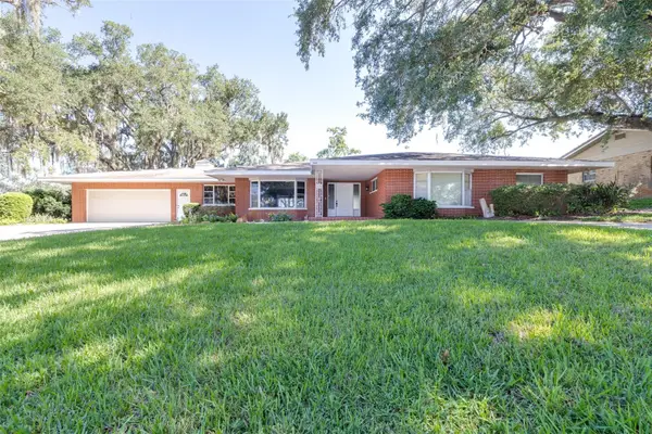 300 Crest Drive, HAINES CITY, FL 33844