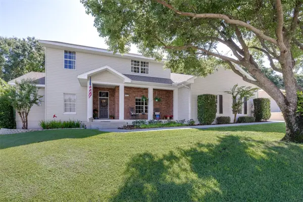 1016 S Lake Mariam Drive, WINTER HAVEN, FL 33884