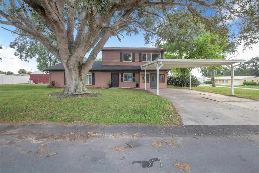 709 Highlands Avenue, Dundee, FL 33838 - #2