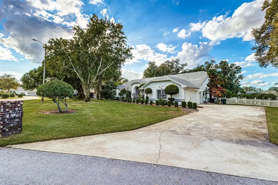 725 Heritage Drive Ne, Winter Haven, FL 33881 - #2