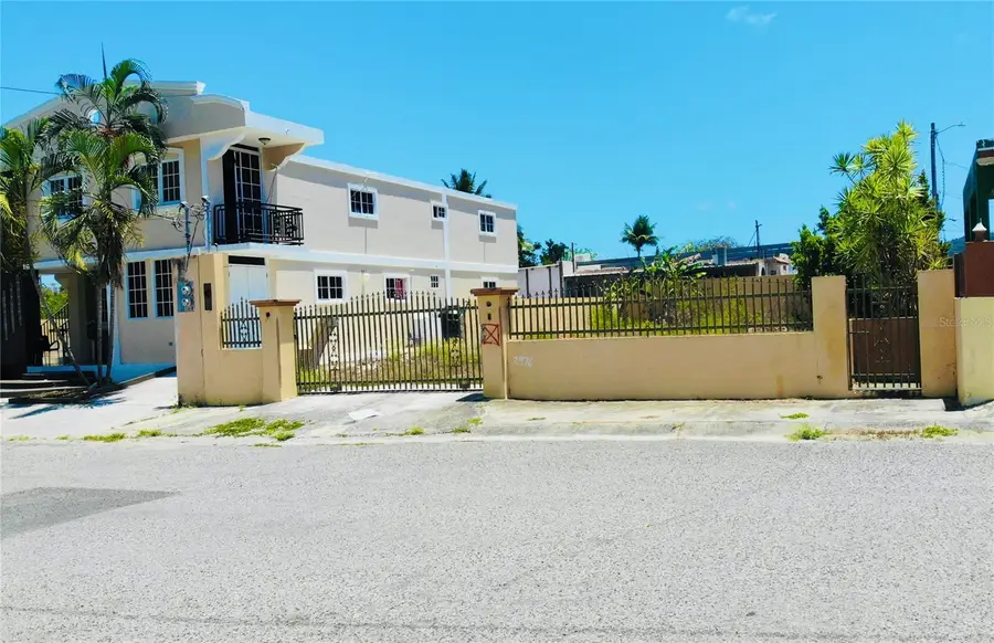 ST AMAPOLA Urb. Alturas Del Cafetal #B-10, Yauco, PR 00698 - Image #2