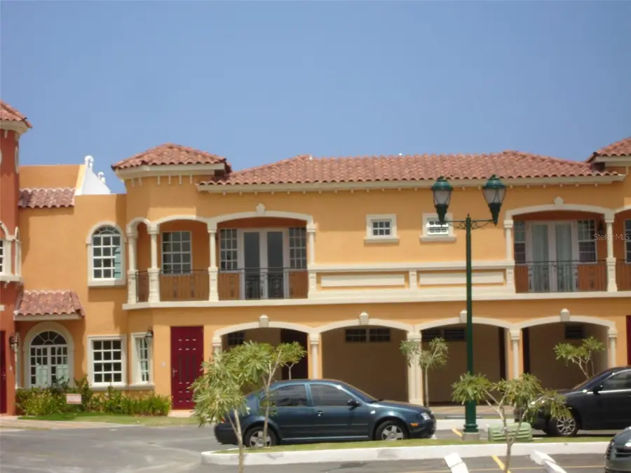 C-7 BRIGHTON COUNTRY CLUB 20 Higuero Street, Dorado, PR 00646 - Image #2
