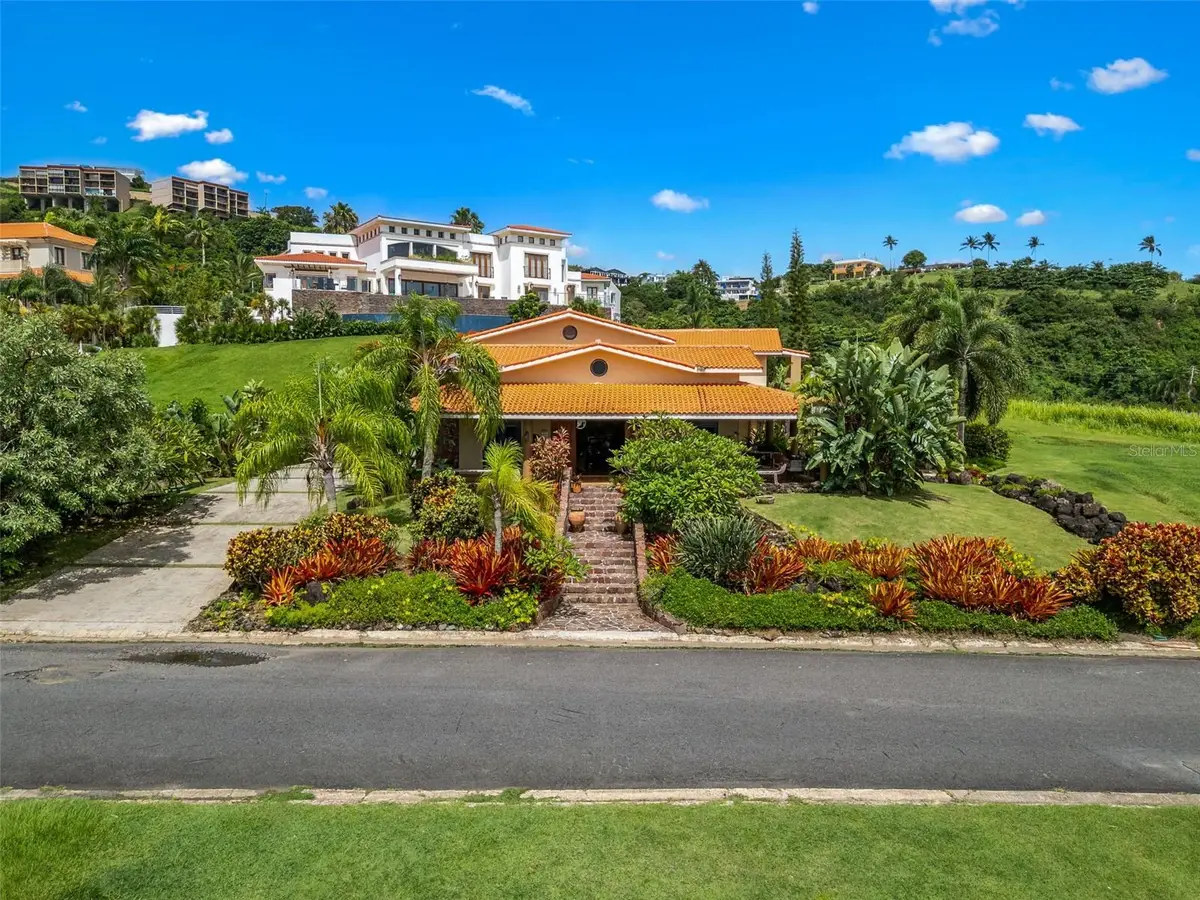 13 Mirador Ne #13, Rio Grande, PR 00745 - Image #1