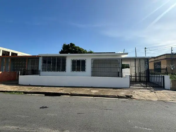 13 Calle Amatista, ARECIBO, PR 00612