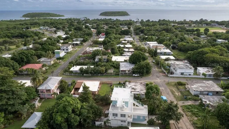 236 Acacia, Vieques, PR 00765 - Image #2