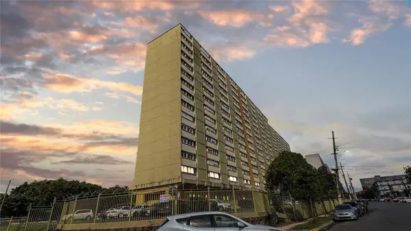 1050 Las Palmas Avenue, Cond Puerta De La Bahia #901, SAN JUAN, PR 00907