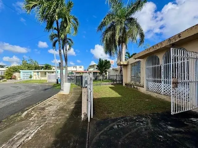 64 Sierra Bayamon, Bayamon, PR 00961 - Image #2