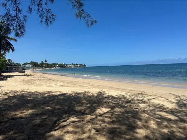 16 Cielo Perla Street, VEGA ALTA, PR 00692